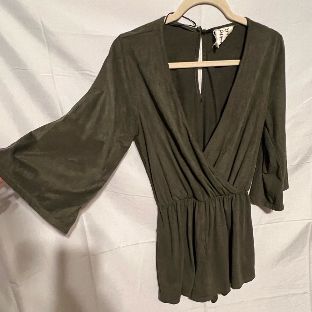 Sz  M PPLA  Peoples Project L.A cute Moss Green Romper - Picture 10 of 10